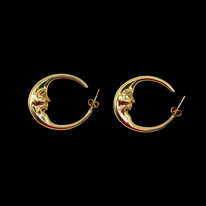 Crescent face hoop earrings 
